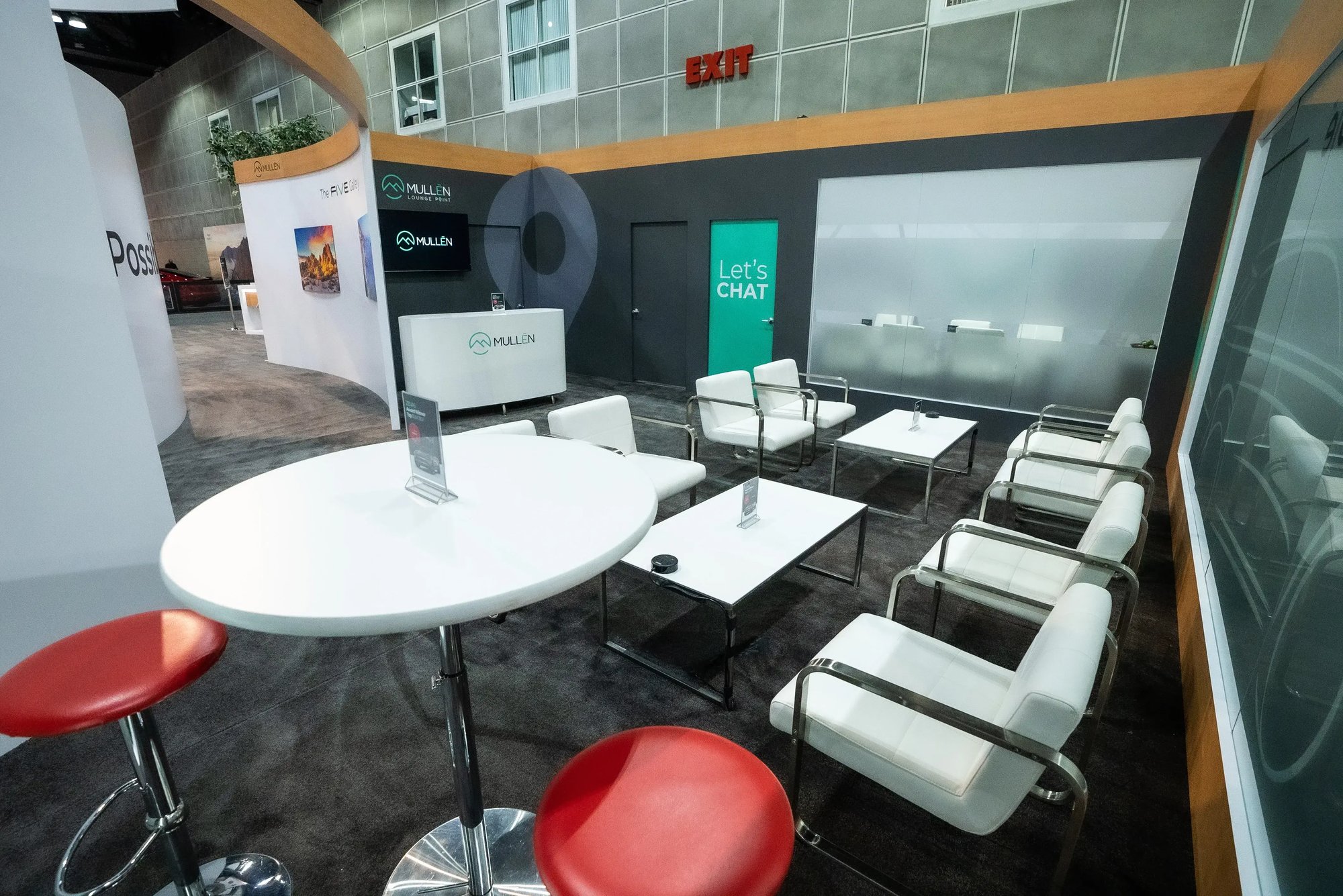 SR-mullen-electric-la-auto-show-trade-show-booth_14