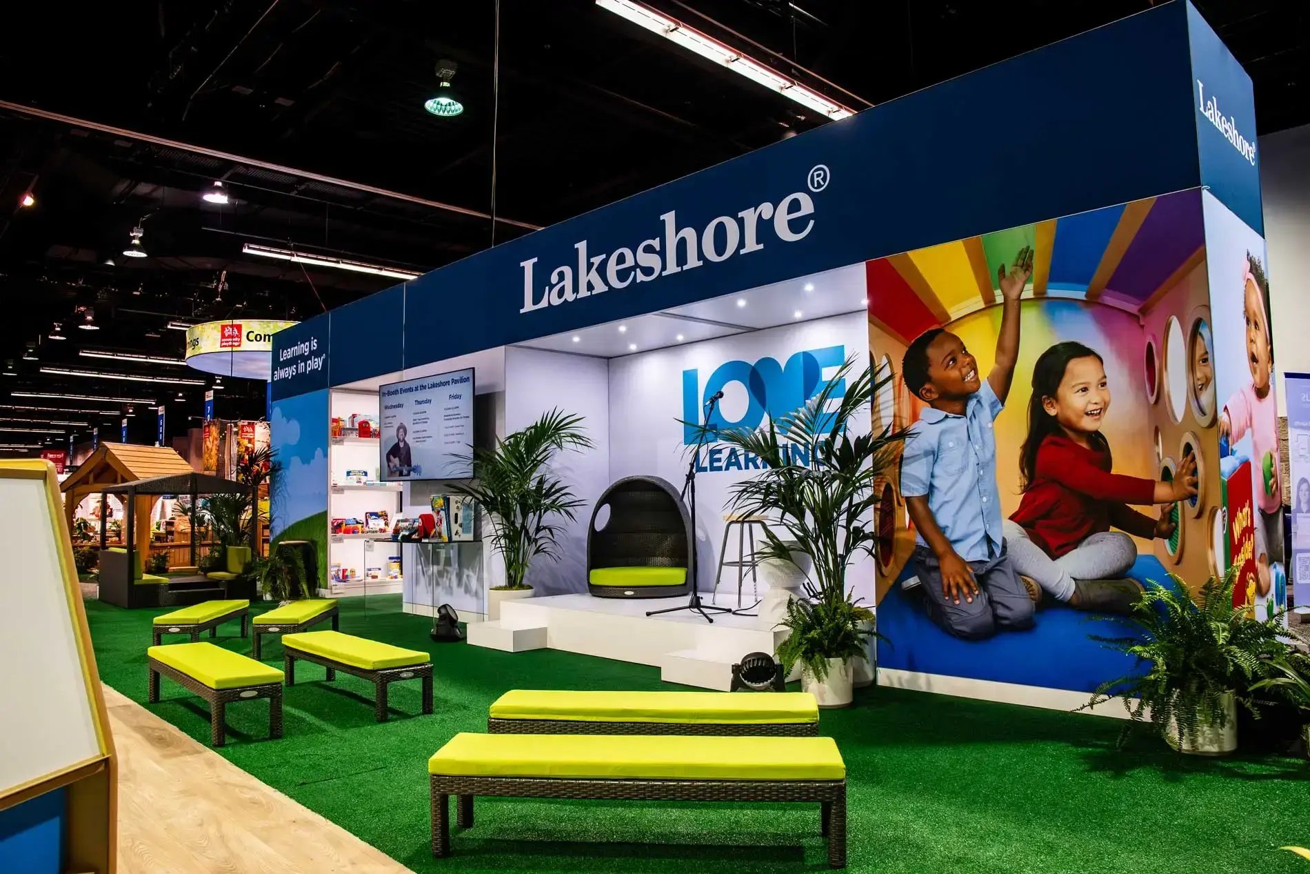 Lakeshore-NAEYC-back-stage-and-wall-FGPG-1 (1)