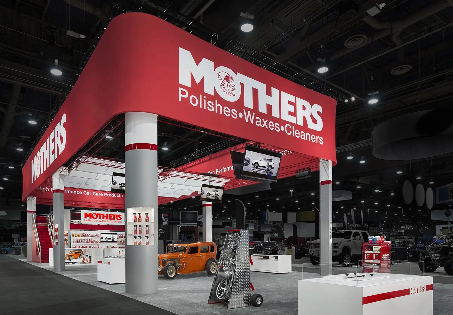 Mothers-SEMA_withcar- 1500px001